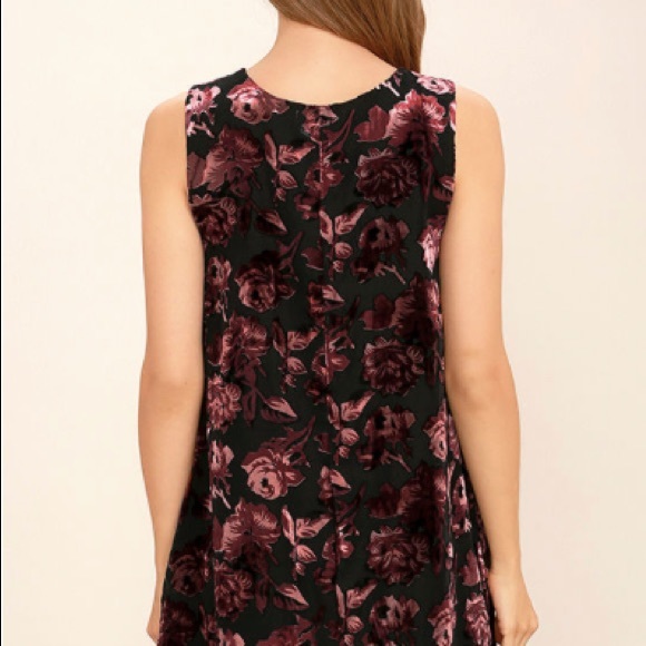 Dakota Britannia Burgundy Dress - Picture 4 of 4